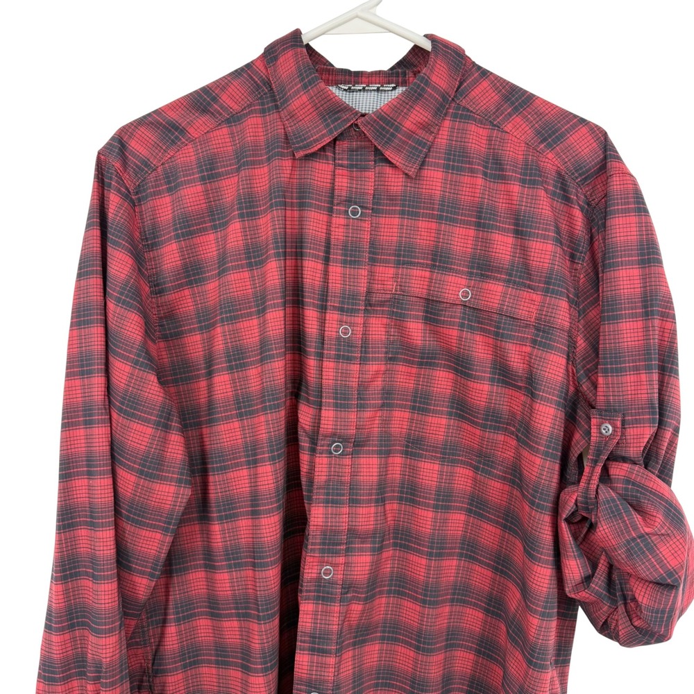 Swiss Tech Mens Red Black Plaid Roll Tab Long Sleeve Snap Shirt M Performance